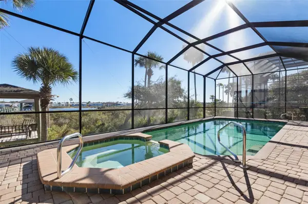 11 S RIVERWALK DR, Palm Coast, FL 32137