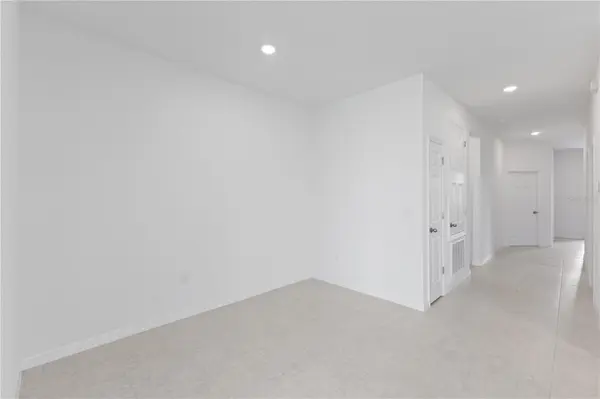 491 SILVER PALM DR, Haines City, FL 33844
