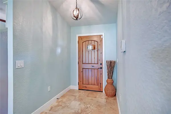4520 BRIDGEWATER DR, Orlando, FL 32817