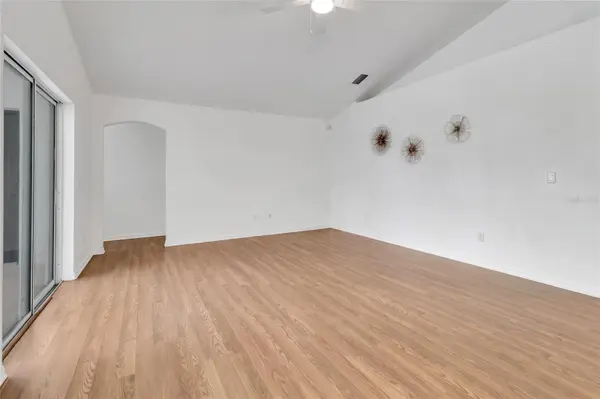 6856 NE 61ST AVENUE RD, Silver Springs, FL 34488