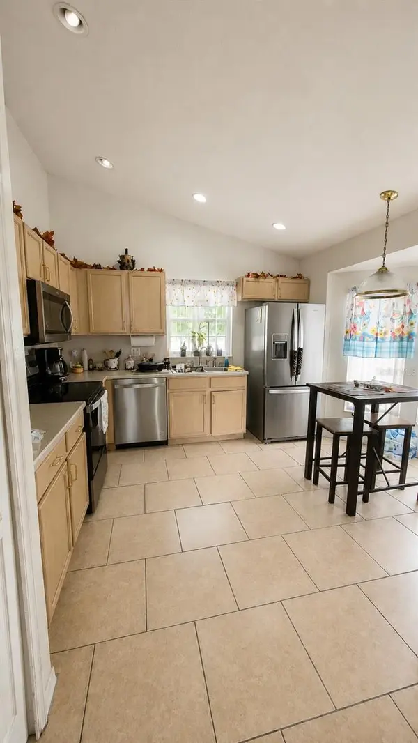 121 S ROMA WAY, Kissimmee, FL 34746