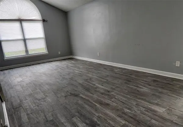 8070 VILLAGE GREEN RD, Orlando, FL 32818