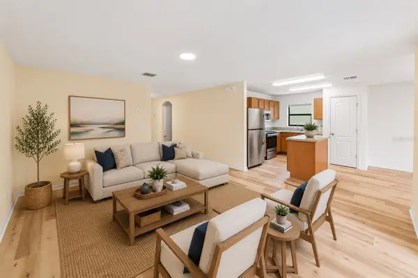 621 CHATHAM WALK DR, Ruskin, FL 33570