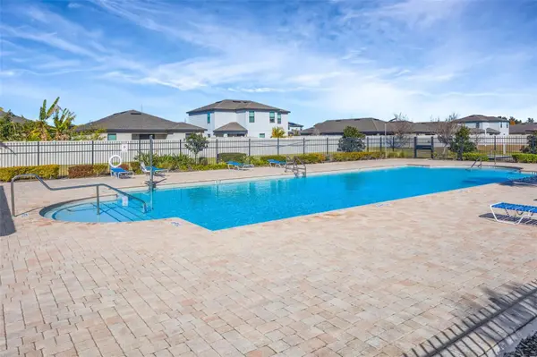 621 CHATHAM WALK DR, Ruskin, FL 33570
