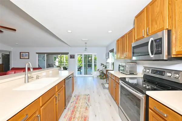 4061 KINGSFIELD DR, Parrish, FL 34219