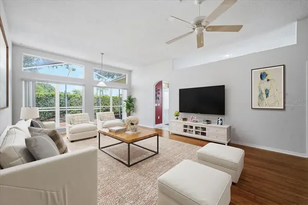 4628 CORSAGE DR, Lutz, FL 33558
