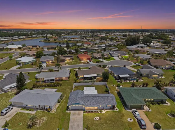 1739 COCO PALM CIR, Sun City Center, FL 33573