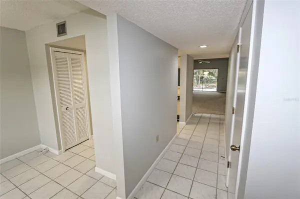 3203 LANDMARK DR #2202, Clearwater, FL 33761