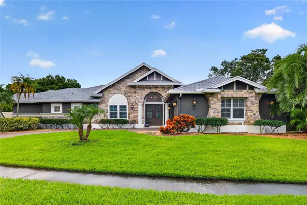 1400 75TH CIR NE, St Petersburg, FL 33702