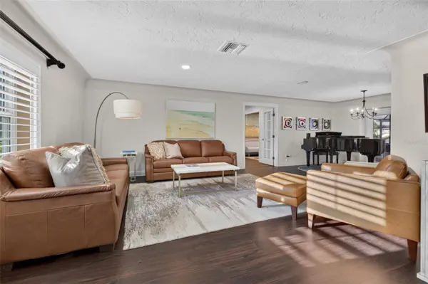 1400 75TH CIR NE, St Petersburg, FL 33702
