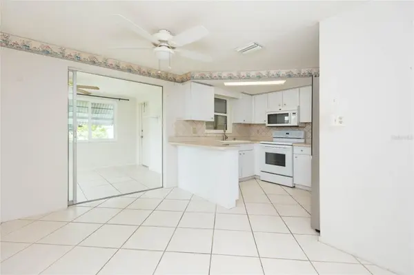 1447 WEYFORD LN, Holiday, FL 34691