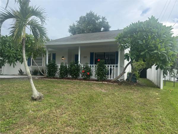 217 S SPRING BLVD, Tarpon Springs, FL 34689