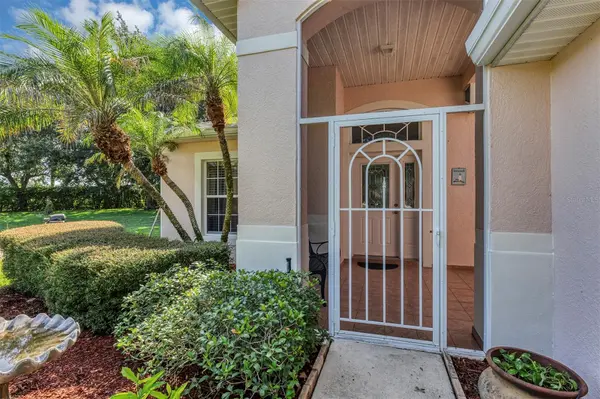 4958 PORTSMOUTH ST, Tavares, FL 32778