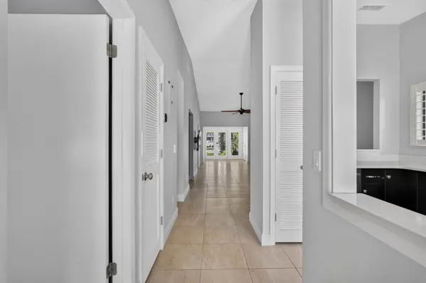 163 BREEZEWAY CT, New Smyrna Beach, FL 32169