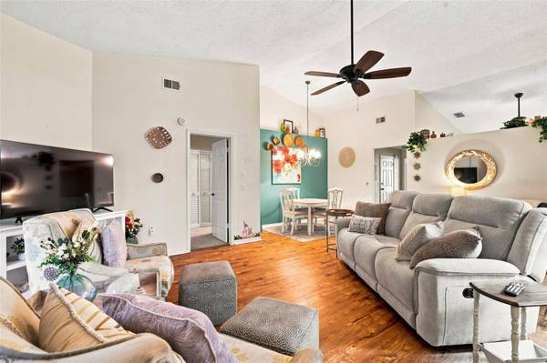 7637 BALHARBOUR DR, New Port Richey, FL 34653