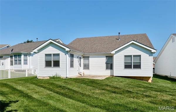 556 Boulder River DR, St Charles, MO 63368