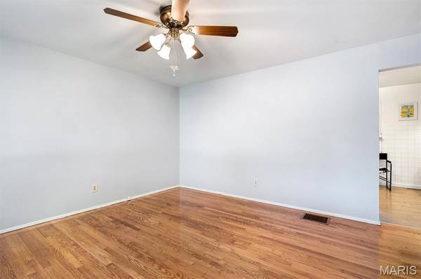 1757 Engle DR, Arnold, MO 63010