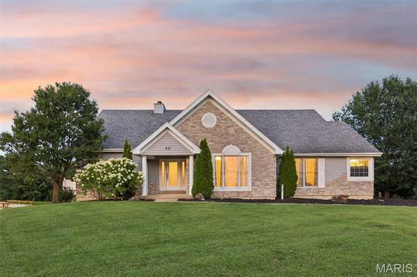98 Lincoln LN, Winfield, MO 63389