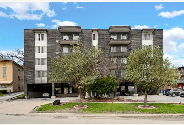 11116 S Longwood DR #202, Chicago, IL 60643