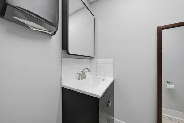 2701 S Saint Louis AVE, Chicago, IL 60623