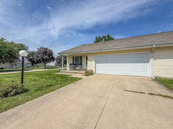 2626 Natalie DR, Champaign, IL 61822