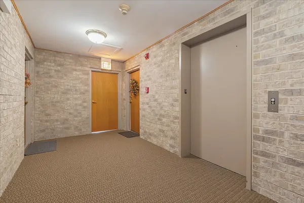 14011 Norwich LN #304, Orland Park, IL 60467