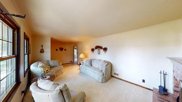 904 Clausen AVE, Albert Lea, MN 56007