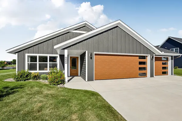 3025 Nottingham RD S, Saint Cloud, MN 56301