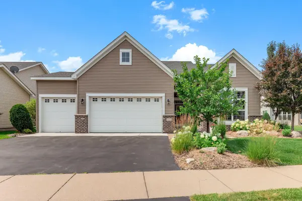 7439 Shadyview LN N, Maple Grove, MN 55311