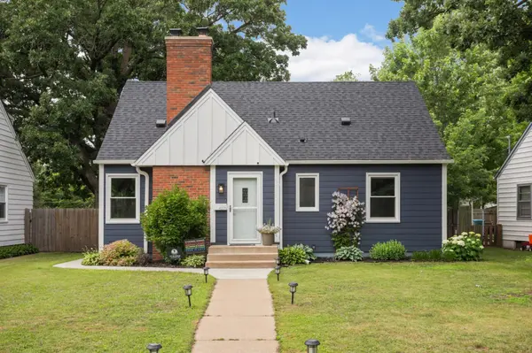 4225 Ewing AVE N, Robbinsdale, MN 55422