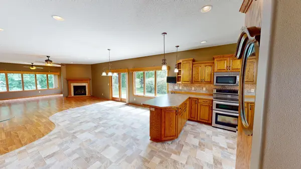 1802 Crystal DR, Albert Lea, MN 56007
