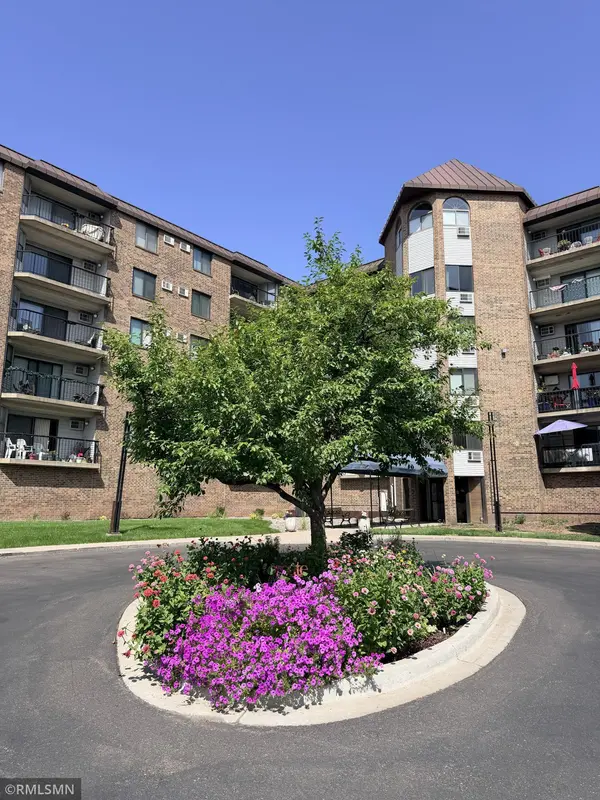2601 Kenzie TER #228, Saint Anthony, MN 55418