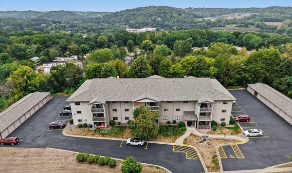 1828 Perlich AVE #2A, Red Wing, MN 55066