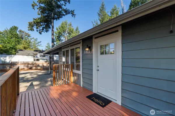 1015 Dyer RD, Sultan, WA 98294