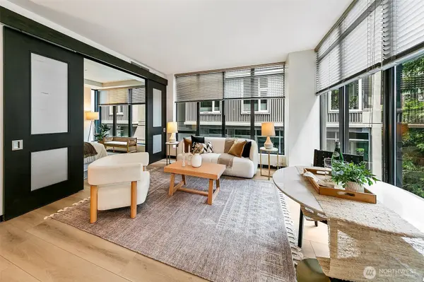 2716 Elliott AVE #605, Seattle, WA 98121