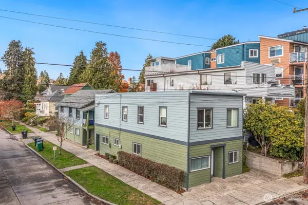 7103 Linden AVE N #1-5, Seattle, WA 98103