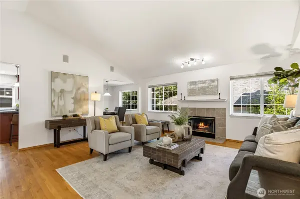 8013 NE 145th ST, Kirkland, WA 98034