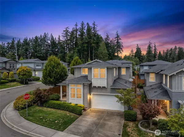 2412 NE Boulderstone CT, Poulsbo, WA 98370