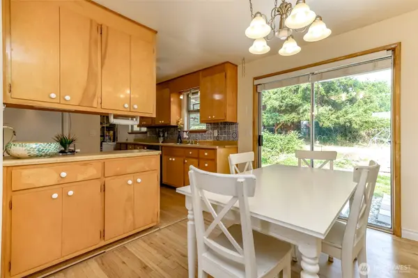 31226 6th AVE S, Federal Way, WA 98003