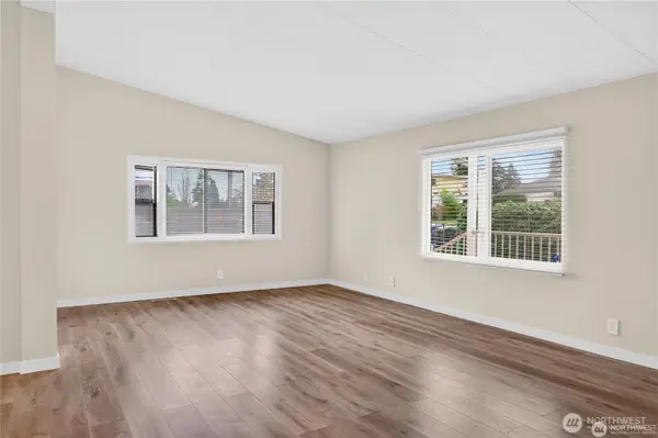 2424 S 130th PL, Seatac, WA 98168