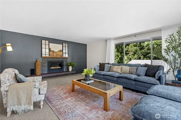 1828 Lakewood CIR SE, Olympia, WA 98501