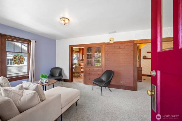 1140 Grant ST, Bellingham, WA 98225