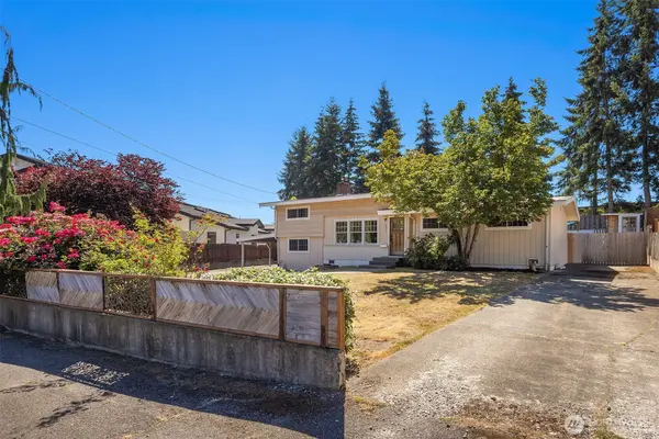 6024 Park WAY, Lynnwood, WA 98036