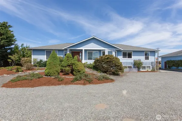 12 Tulip LN, Sequim, WA 98382