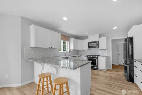 17323 58th ST SE, Snohomish, WA 98290