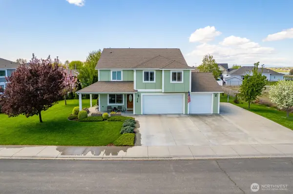 138 Scenic DR NE, Moses Lake, WA 98837