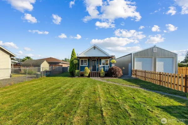 1425 Collins RD, Buckley, WA 98321