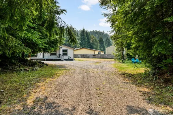 22114 S S river drive, Granite Falls, WA 98252