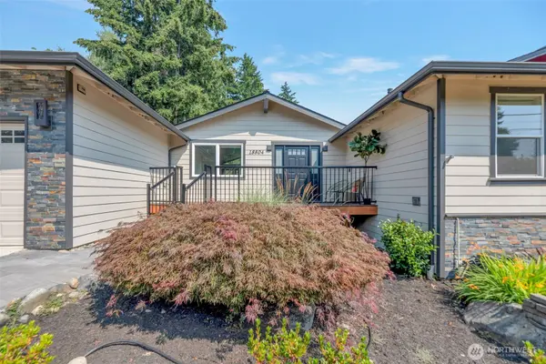 18804 64th AVE NE, Kenmore, WA 98028