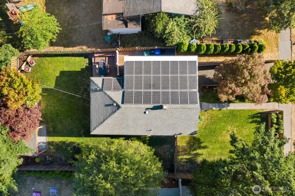 3226 48th AVE SW, Seattle, WA 98116